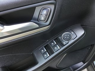 2021 Ford Escape in Pickering, Ontario - 12 - w320h240px