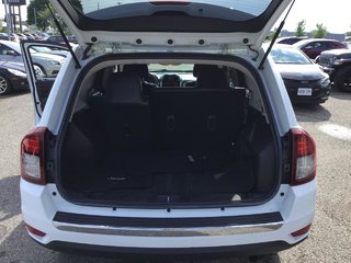 2016 Jeep Compass in Pickering, Ontario - 12 - w320h240px