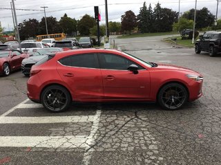 2018 Mazda 3 in Pickering, Ontario - 7 - w320h240px