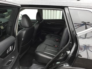 2016 Nissan Rogue in Pickering, Ontario - 11 - w320h240px