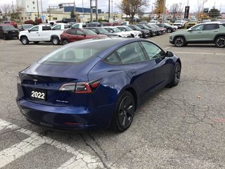 2022 Tesla MODEL 3 in Pickering, Ontario - 5 - w320h240px