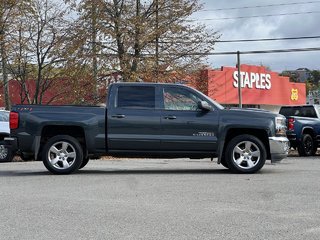 2018 Chevrolet Silverado 1500 LT in Saint John, New Brunswick - 4 - w320h240px