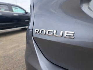 2015 Nissan Rogue in Saint John, New Brunswick - 6 - w320h240px