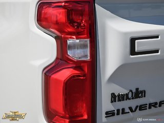 2022 Chevrolet Silverado 1500 LTD in St. Catharines, Ontario - 12 - w320h240px