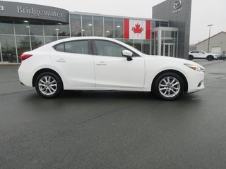 2018 Mazda 3 GS