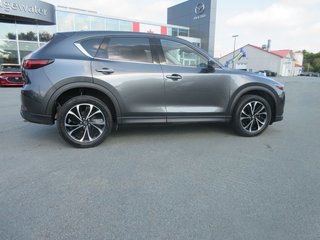 2022 Mazda CX-5 GT