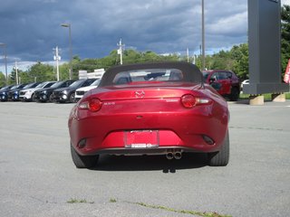 Mazda MX-5 GS-P 2023
