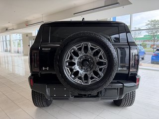 2025 GMC HUMMER EV SUV in Brossard, Quebec - 8 - w320h240px