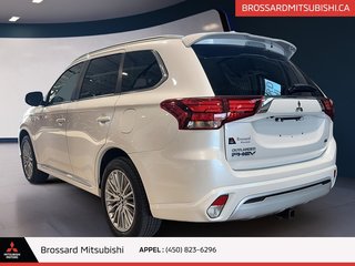 OUTLANDER PHEV SE S-AWC/ PHEV /MAGS /CARPLAY /SIÈGES ÉLECTRIQUES 2022 à Brossard, Québec - 4 - w320h240px