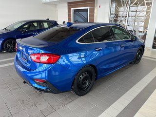 2018 Chevrolet Cruze Premier in Amos, Quebec - 4 - w320h240px