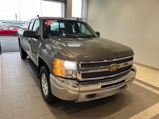 Chevrolet Silverado 1500 WT 2013 à Amos, Québec - 2 - w320h240px