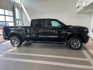 2021 Chevrolet Silverado 1500 RST diesel in Amos, Quebec - 2 - w320h240px