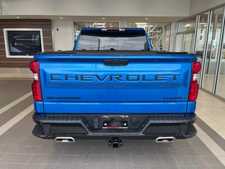 Chevrolet Silverado 1500 Custom Trail Boss 2023 à Amos, Québec - 5 - w320h240px