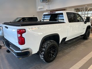 Chevrolet Silverado 2500HD LT 2021 à Amos, Québec - 4 - w320h240px