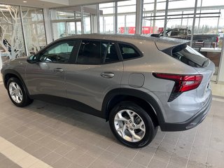 2024 Chevrolet Trax LS in Amos, Quebec - 6 - w320h240px
