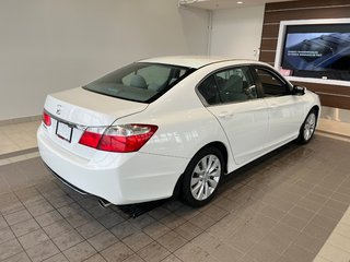 Honda Accord Sedan LX 2015 à Amos, Québec - 2 - w320h240px