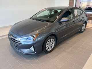 Hyundai Elantra Essential 2019 à Amos, Québec - 4 - w320h240px
