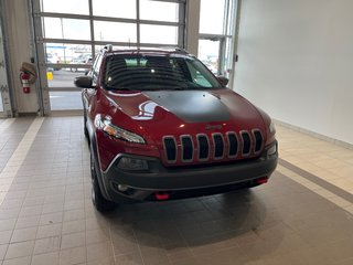Jeep Cherokee Trailhawk 2016 à Amos, Québec - 6 - w320h240px
