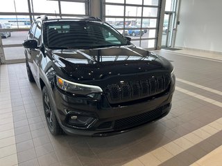 Jeep Cherokee Altitude 2022 à Amos, Québec - 2 - w320h240px