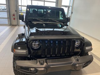 Jeep Gladiator Willys 2022 à Amos, Québec - 2 - w320h240px