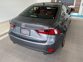 Lexus IS 250 F sport 2014 à Amos, Québec - 4 - w320h240px
