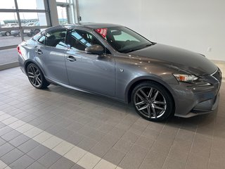 Lexus IS 250 F sport 2014 à Amos, Québec - 2 - w320h240px