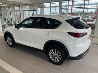 Mazda CX-5 GX 2023 à Amos, Québec - 6 - w320h240px
