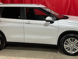 Outlander  2024 à Amos, Québec - 3 - w320h240px