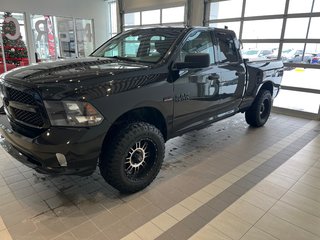 2017 Ram 1500 Express in Amos, Quebec - 4 - w320h240px