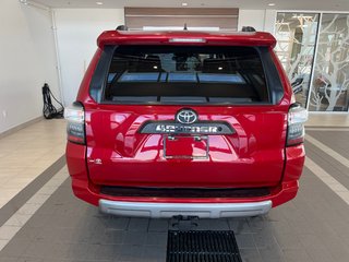 Toyota 4Runner SR5 2016 à Amos, Québec - 5 - w320h240px