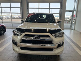 2017 Toyota 4Runner SR5 limited in Amos, Quebec - 3 - w320h240px