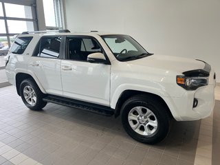 Toyota 4Runner SR5 2023 à Amos, Québec - 2 - w320h240px