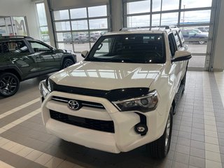 Toyota 4Runner SR5 2023 à Amos, Québec - 5 - w320h240px