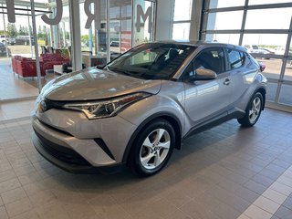 Toyota C-HR LE 2019 à Amos, Québec - 3 - w320h240px