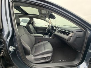 2026 Toyota Camry Hybrid XLE AWD in Amos, Quebec - 6 - w320h240px