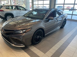 Toyota Camry Hybrid XSE 2021 à Amos, Québec - 2 - w320h240px