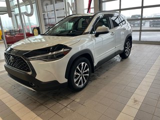 Toyota Corolla Cross XLE 2023 à Amos, Québec - 3 - w320h240px