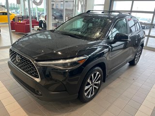 2023 Toyota Corolla Cross XLE in Amos, Quebec - 6 - w320h240px