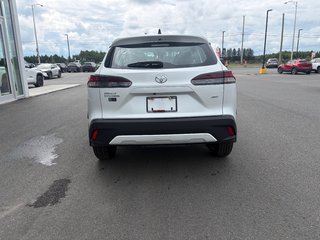 2026 Toyota Corolla Cross L AWD in Amos, Quebec - 4 - w320h240px
