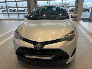 2018 Toyota Corolla CE in Amos, Quebec - 3 - w320h240px