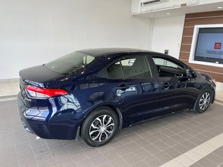 Toyota Corolla Hybrid 2020 à Amos, Québec - 3 - w320h240px