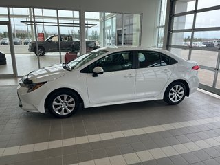 Toyota Corolla  2024 à Amos, Québec - 6 - w320h240px