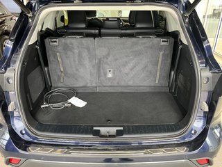 2022 Toyota Highlander Limited in Amos, Quebec - 6 - w320h240px