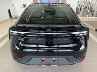 2025 Toyota Prius Plug-In Hybrid SE in Amos, Quebec - 6 - w320h240px