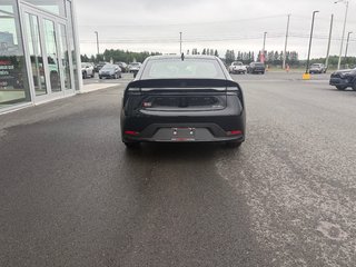 2027 Toyota Prius Plug-in Hybrid SE in Amos, Quebec - 4 - w320h240px