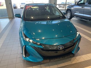 Toyota Prius Prime LE 2021 à Amos, Québec - 2 - w320h240px