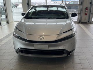 Toyota Prius XLE AWD 2023 à Amos, Québec - 5 - w320h240px