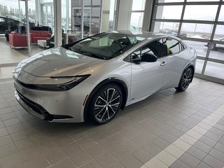 Toyota Prius XLE AWD 2023 à Amos, Québec - 6 - w320h240px