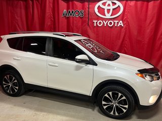 RAV4 XLE 2015 à Amos, Québec - 5 - w320h240px