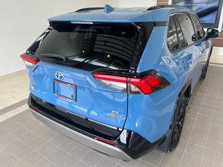 Toyota RAV4 Hybrid SE 2022 à Amos, Québec - 5 - w320h240px